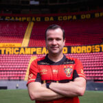 Ceará age rápido, “rouba” técnico de rival e define novo comandante para reagir na Série B