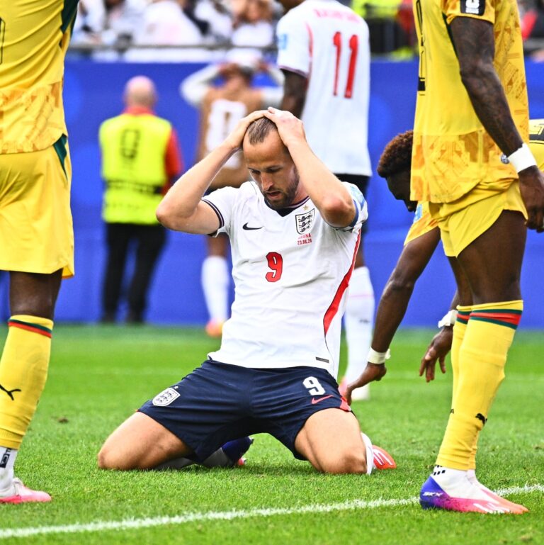 kane-lamenta-apos-desperdicar-chance-clara-em-inglaterra-x-gana-1782251821962_v2_1x1