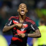 Flamengo pode perder Wallace Yan? Bragantino volta à carga por atacante